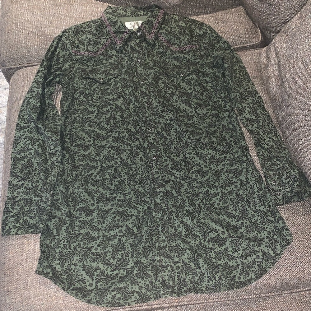 Gently loved Ryan Michael Embroidered Shirt